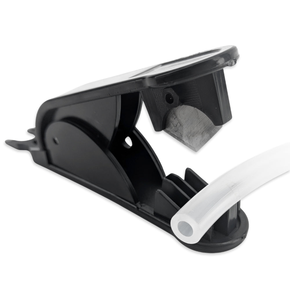 This 2 in 1 tube cutter has two functions. The reverse of the tube cutter has an 8mm jaw that can be used to pull the collet back on the various duotight fittings that we sell.