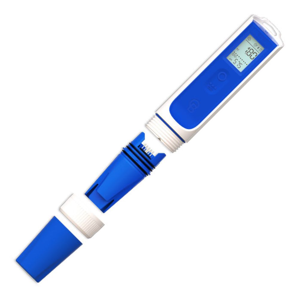 Bluelab - 3-in-1 pH, EC and temperature meter with replaceable probe.